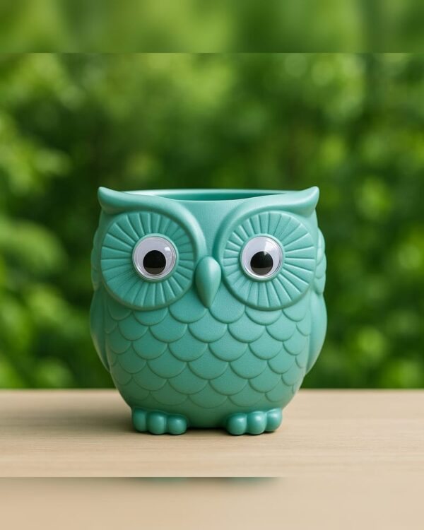 Owl Shaped Plastic Pots - Image 2